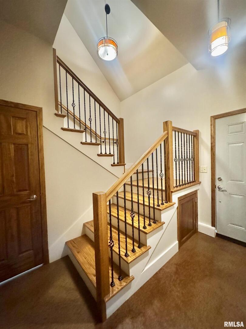 602 South 4th Street Dahlgren, IL 62828 - Photo 5 of 38