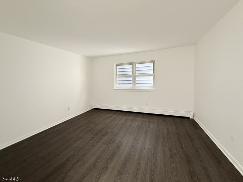 19 Van Rensselear Street, Unit 4 Belleville, NJ 07109 - Photo 7 of 8 Gallery Image 7