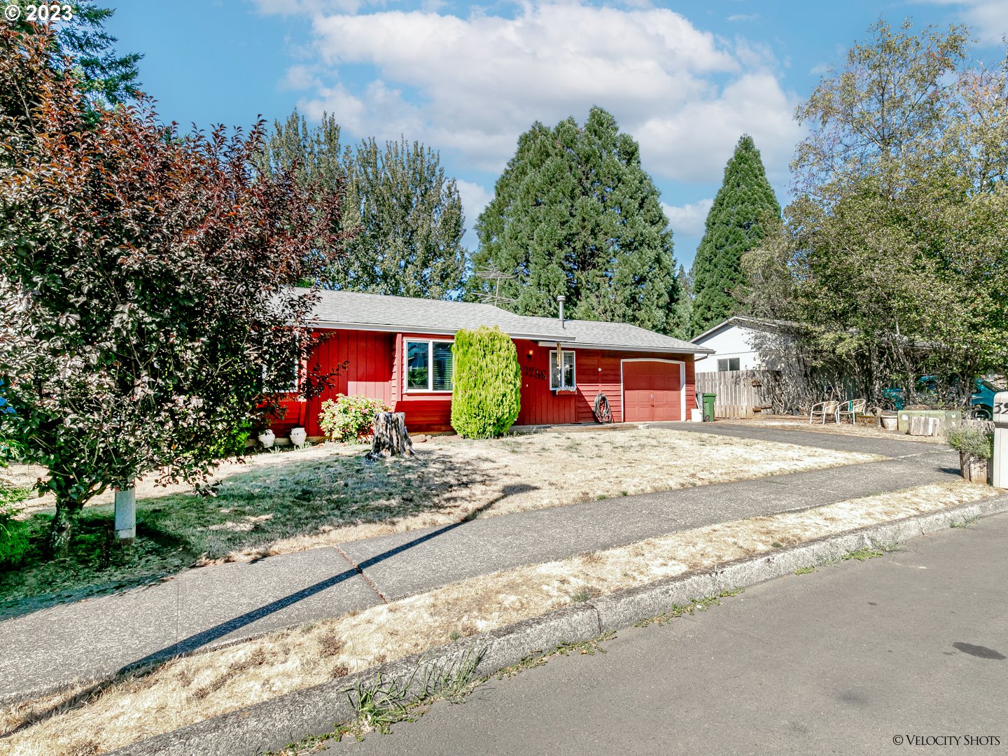 39755 Davis Street Sandy, OR 97055 - Photo 2 of 38 Gallery Image 2