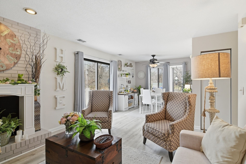 367 Nassau Drive, Unit 367 Springfield, MA 01129 - Photo 12 of 41