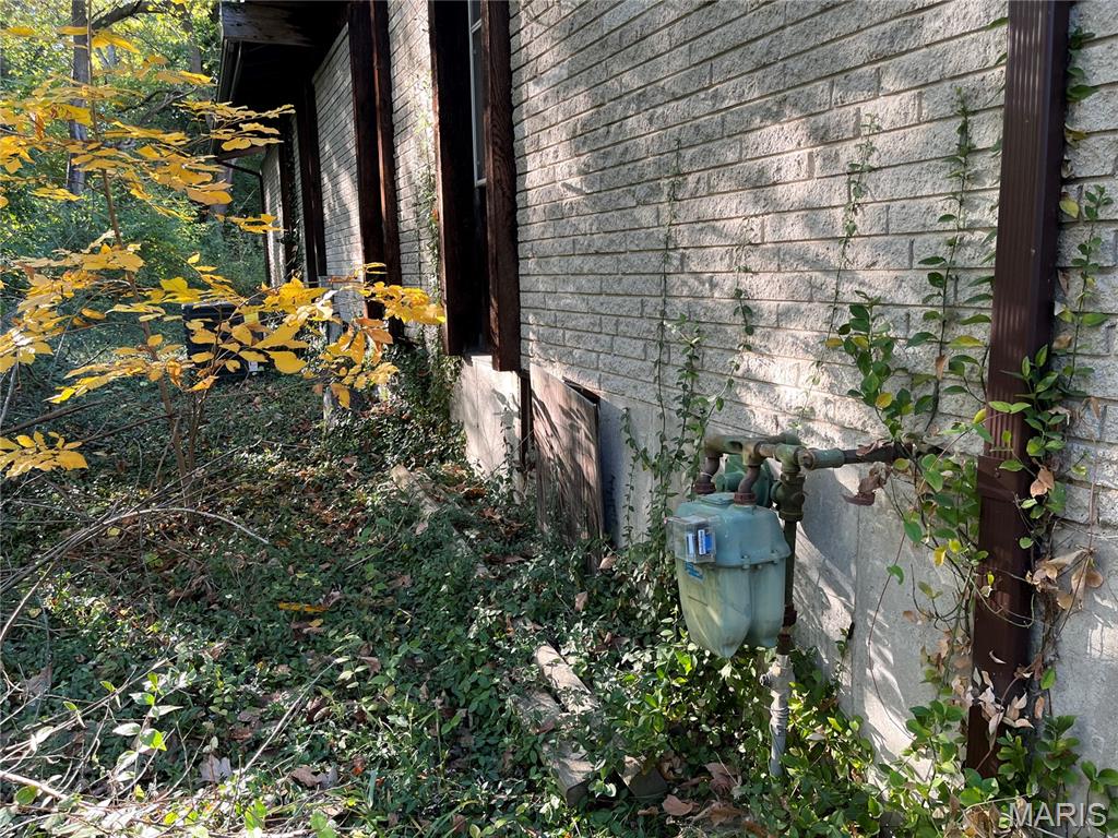 905 Roussillon Court St. Louis, MO 63135 - Photo 5 of 5