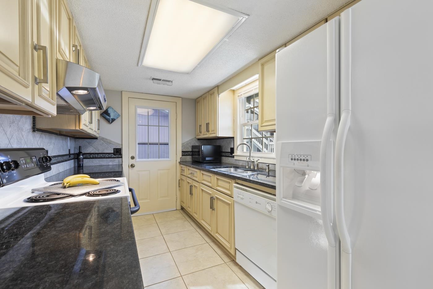 109 Easy Street Murrells Inlet, SC 29576 - Photo 8 of 24