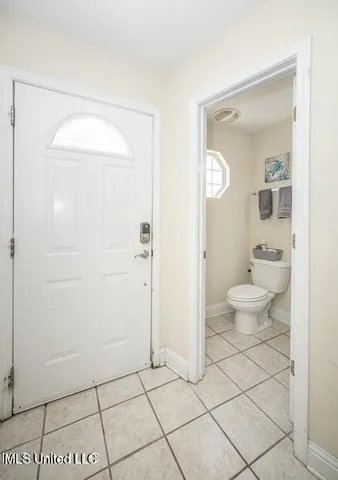 $2,400 | 1664 Beach Boulevard, Unit 90, Biloxi, MS 39531