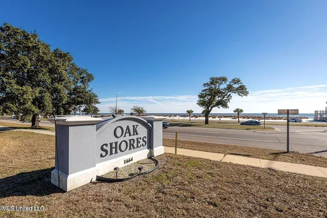 $2,400 | 1664 Beach Boulevard, Unit 90, Biloxi, MS 39531