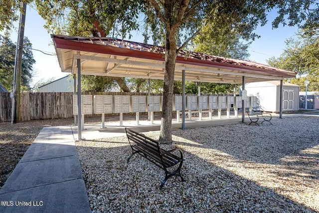 $2,400 | 1664 Beach Boulevard, Unit 90, Biloxi, MS 39531