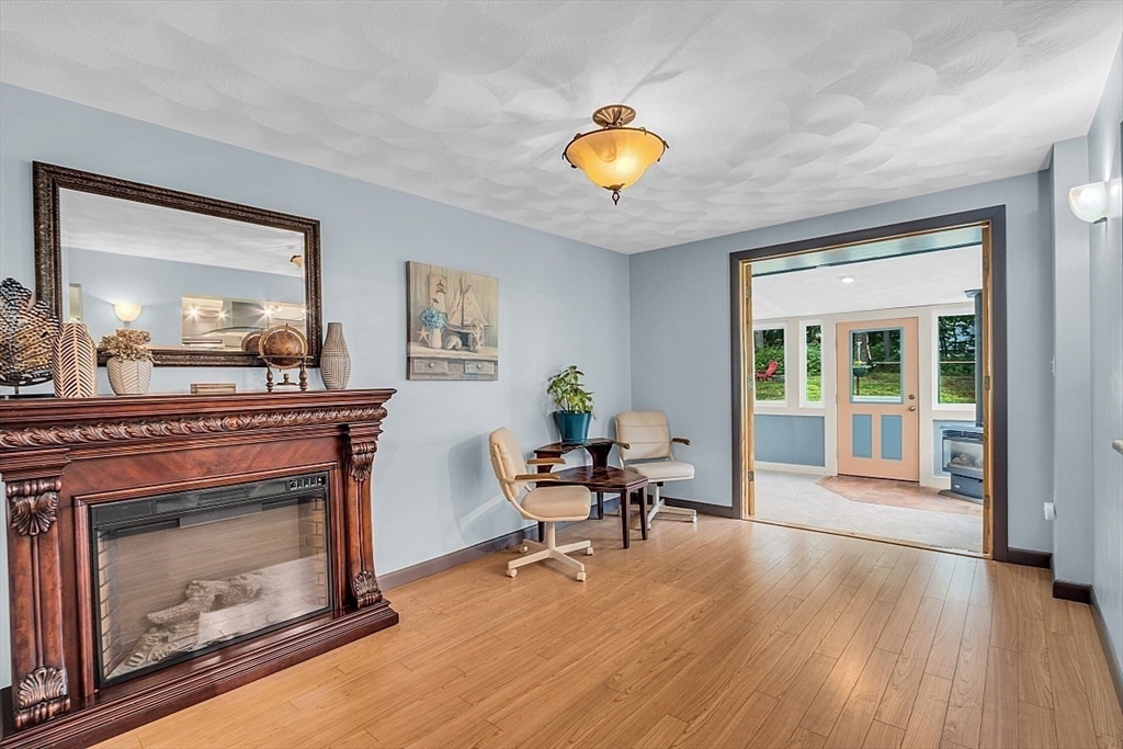 50 Clarissa Road Chelmsford, MA 01824 - Photo 14 of 42 Gallery Image 14
