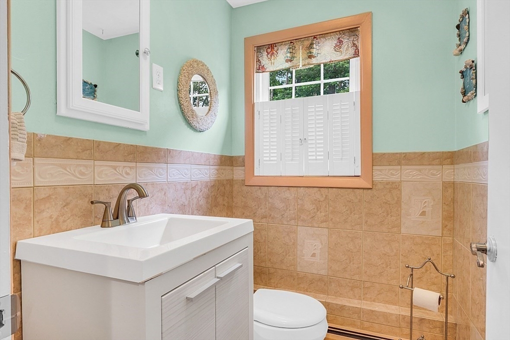 50 Clarissa Road Chelmsford, MA 01824 - Photo 18 of 42 Gallery Image 18