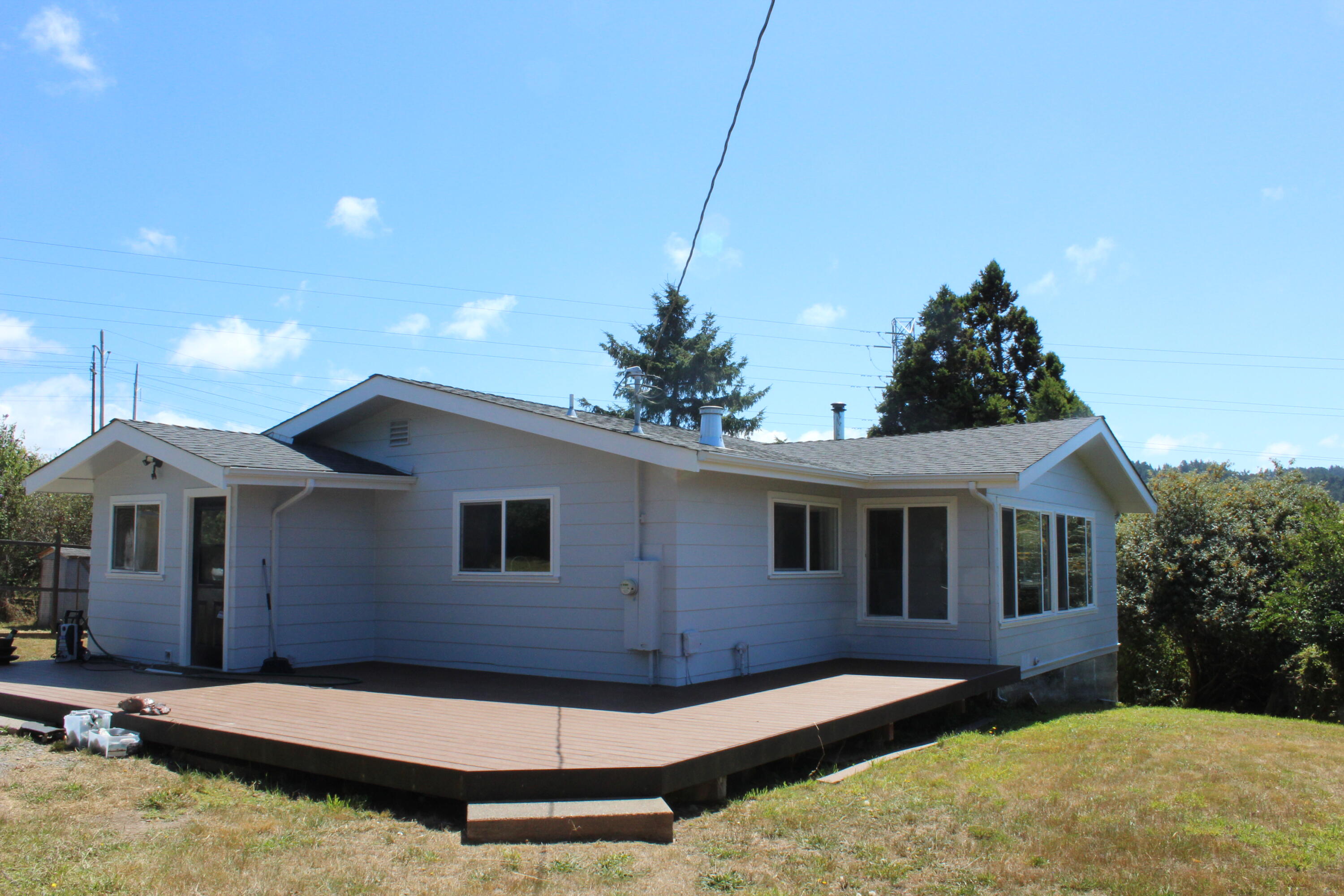 5829 Humboldt Hill Road Eureka, CA 95503 - Photo 1 of 24
