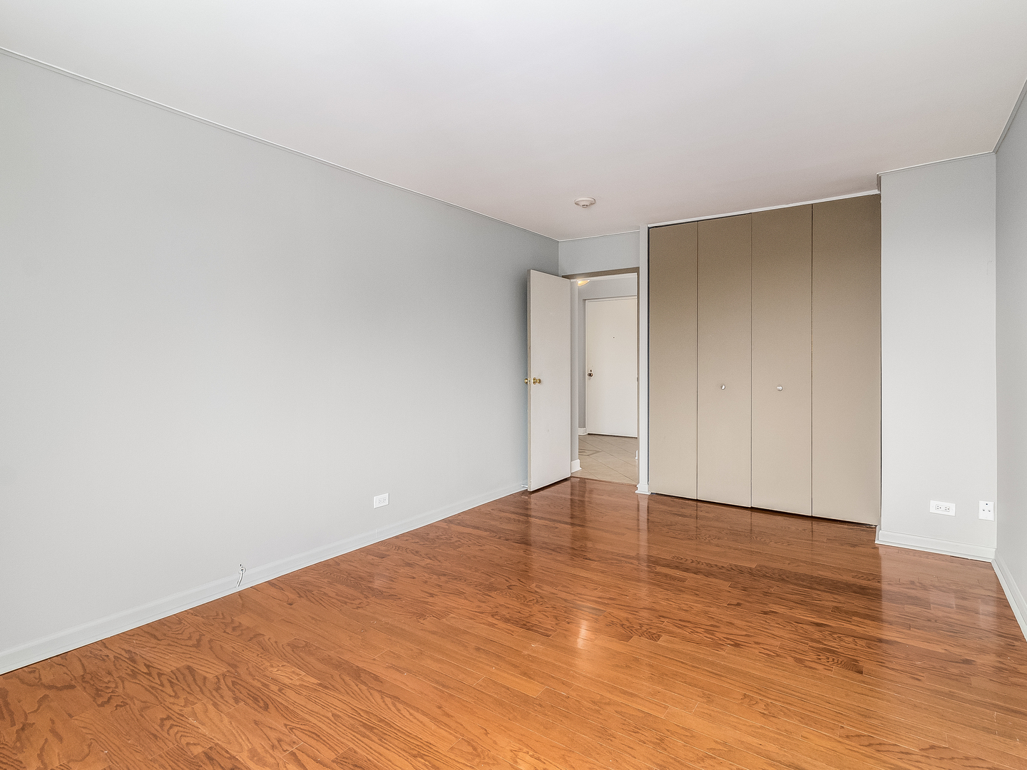 425 Walnut Creek Road, Unit 1402 Lisle, IL 60532 - Photo 11 of 25