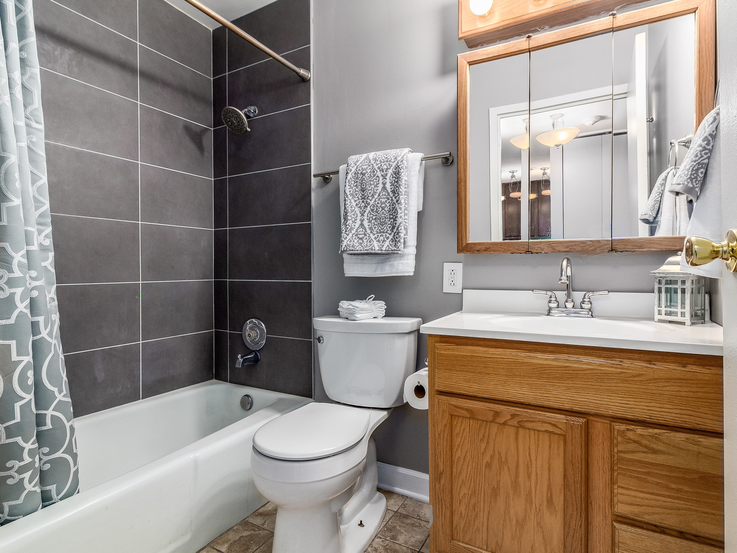 425 Walnut Creek Road, Unit 1402 Lisle, IL 60532 - Photo 13 of 25
