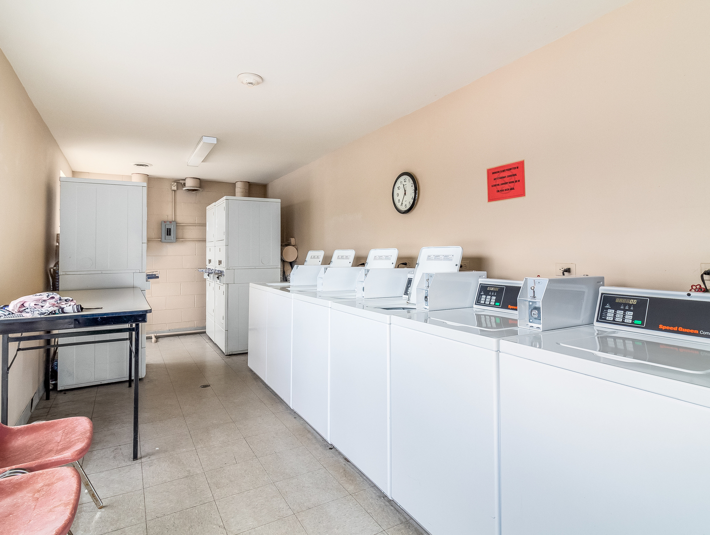 425 Walnut Creek Road, Unit 1402 Lisle, IL 60532 - Photo 17 of 25