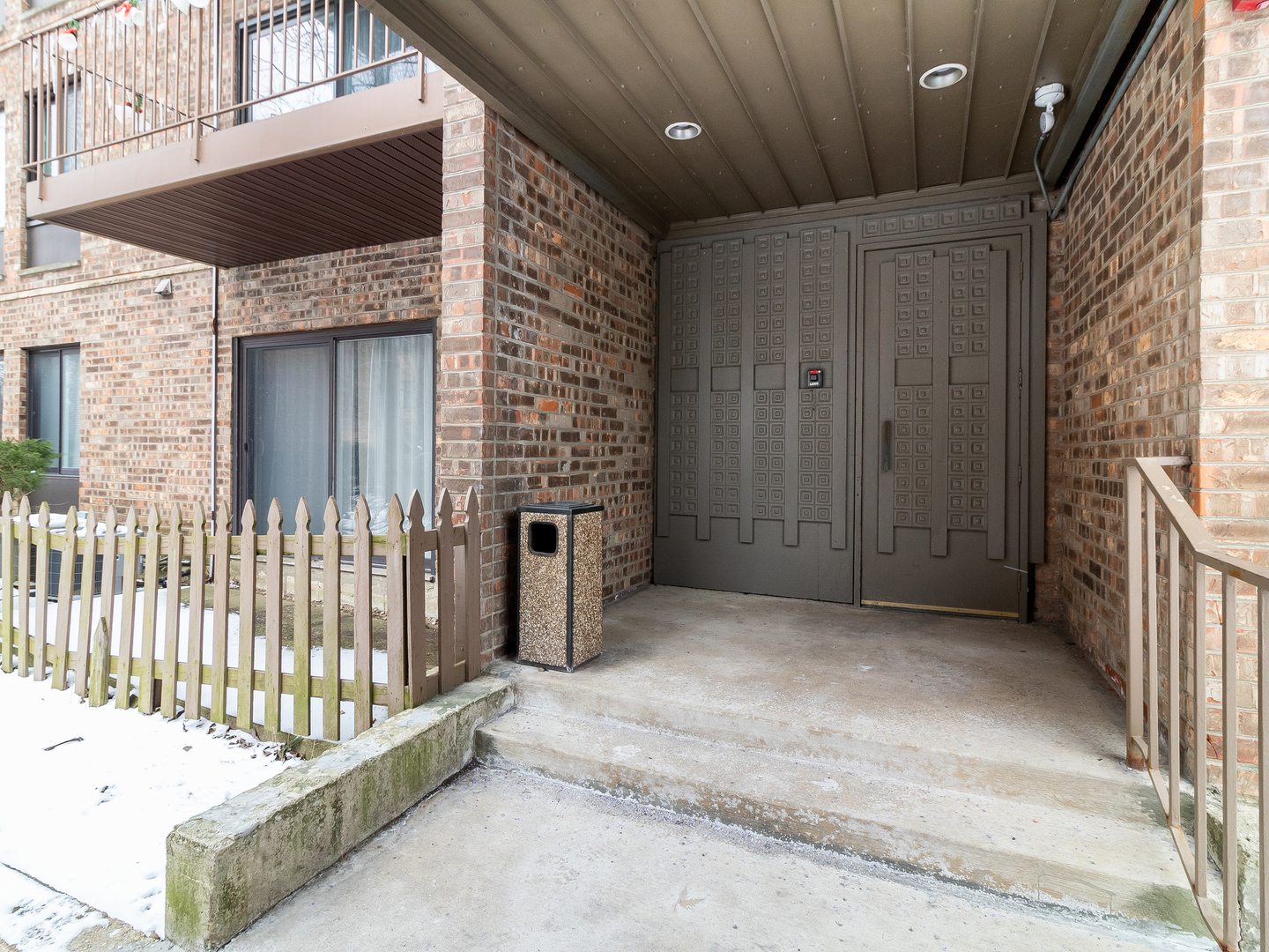 425 Walnut Creek Road, Unit 1402 Lisle, IL 60532 - Photo 18 of 25