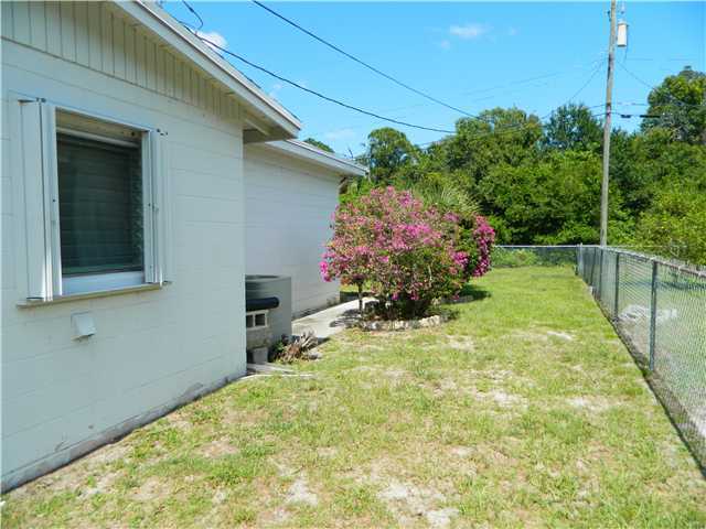 206 North 37th Street Fort Pierce, FL 34947 - Photo 2 of 19 Additional Photo