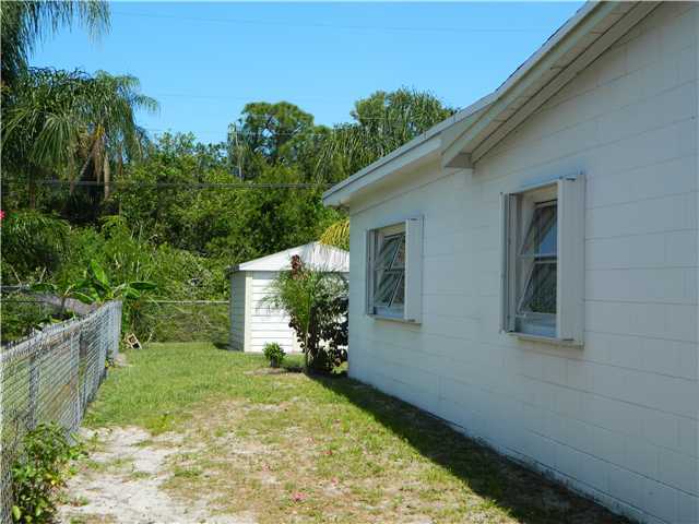 206 North 37th Street Fort Pierce, FL 34947 - Photo 3 of 19 Additional Photo