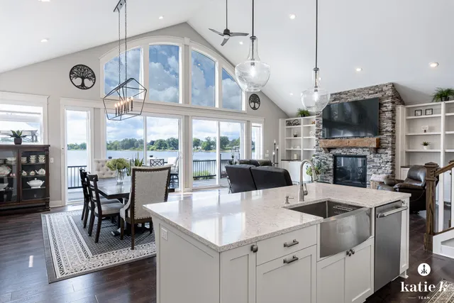 $895,000 | 22133 Leota Drive, Sand Lake, MI 49343