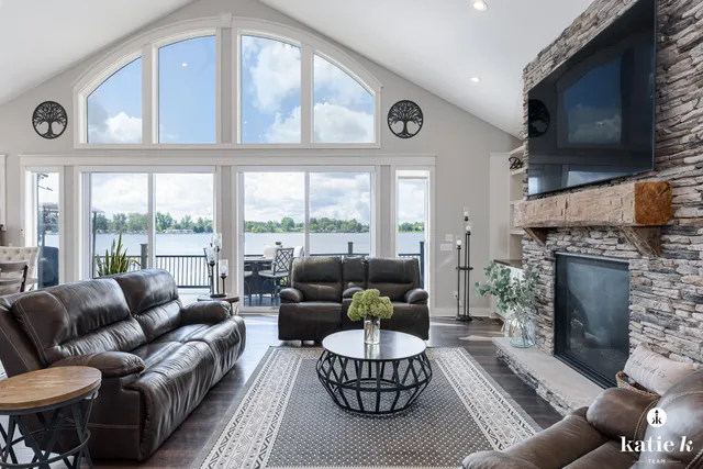 $895,000 | 22133 Leota Drive, Sand Lake, MI 49343