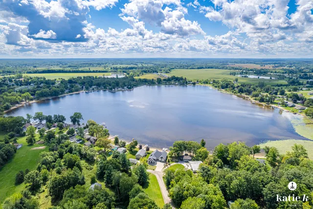 $895,000 | 22133 Leota Drive, Sand Lake, MI 49343