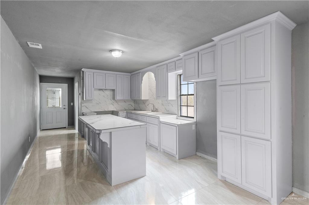 6505 East Business Highway Rio Grande City, TX 78582 - Photo 4 of 28