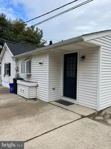a view of a house with a garage