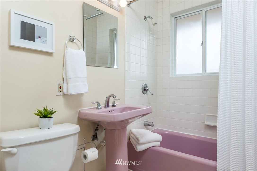 1138 North 81st Street Seattle, WA 98103 - Photo 15 of 23 Gallery Image 15