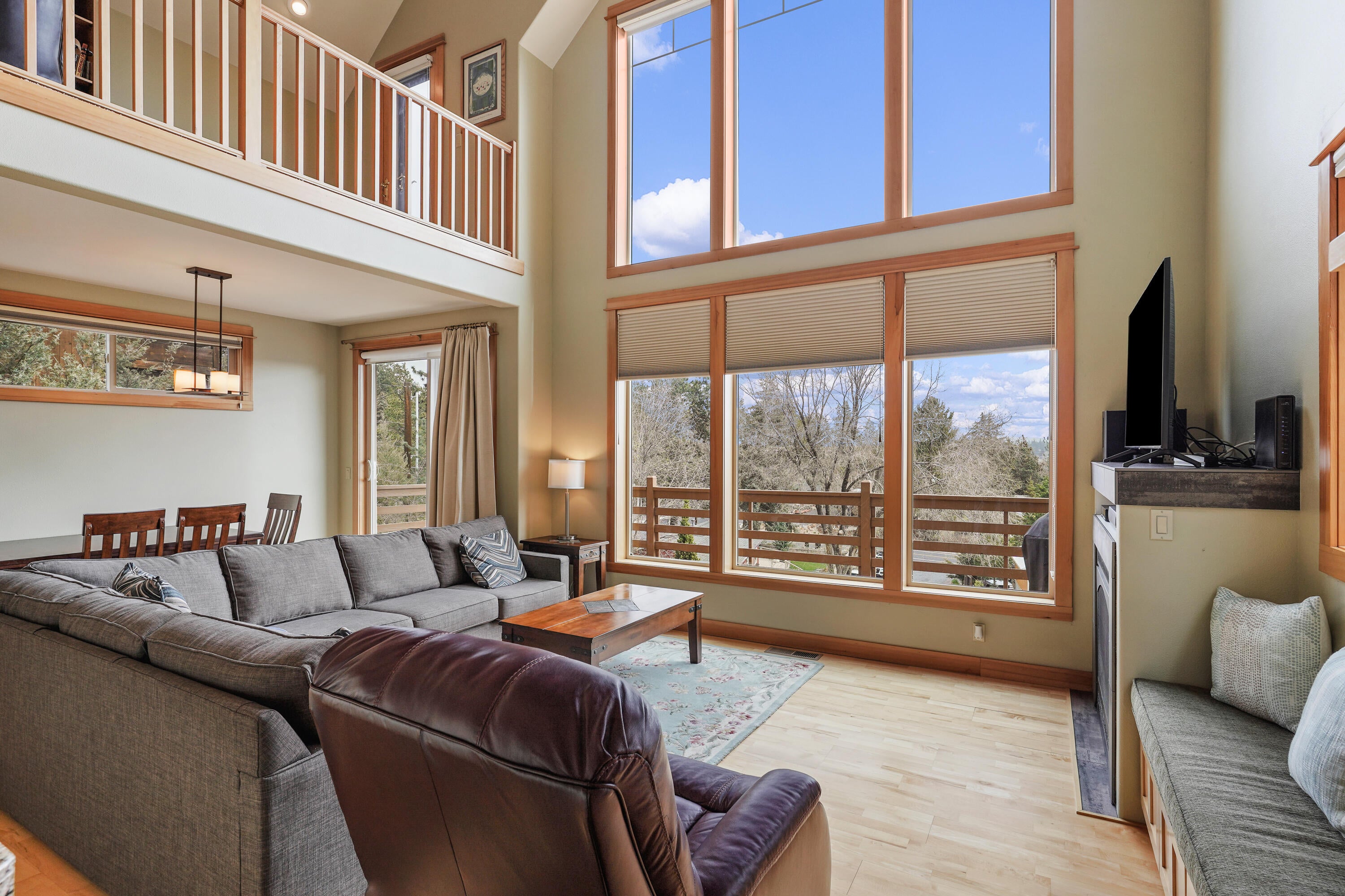 2155 Northwest Awbrey Road Bend, OR 97703 - Photo 6 of 44 DSC02582