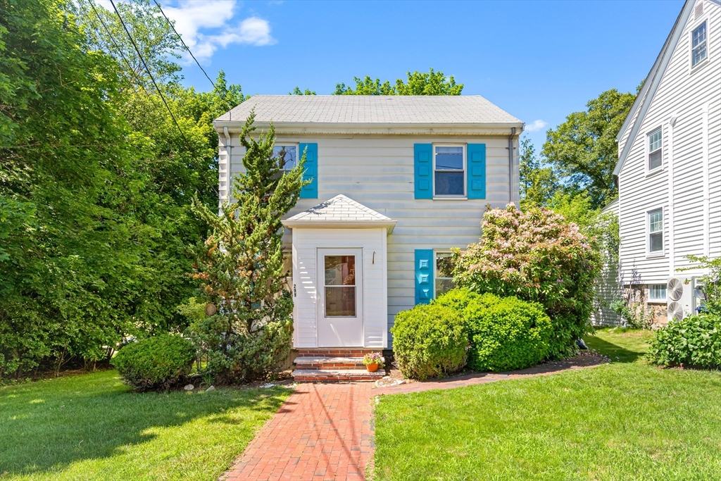 299 Appleton Street Arlington, MA 02476 - Photo 2 of 32