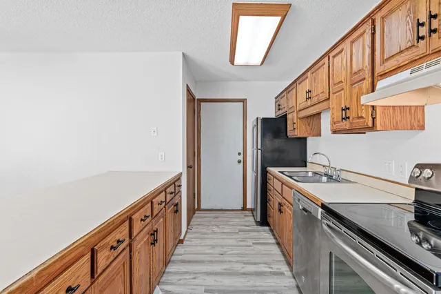 $185,000 | 11177 Edgewood Circle North, Champlin, MN 55316