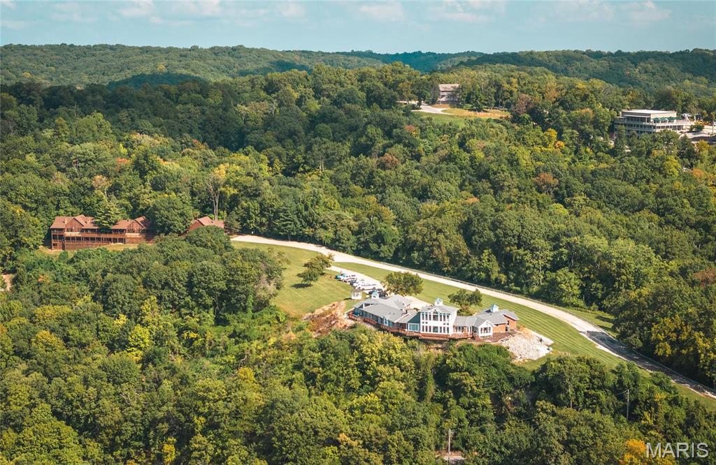 1 Tara Point Drive Grafton, IL 62037 - Photo 16 of 85