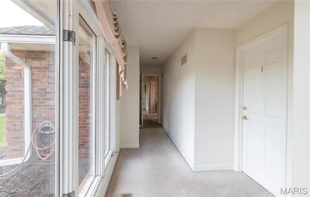 $2,700,000 | 1 Tara Point Drive, Grafton, IL 62037