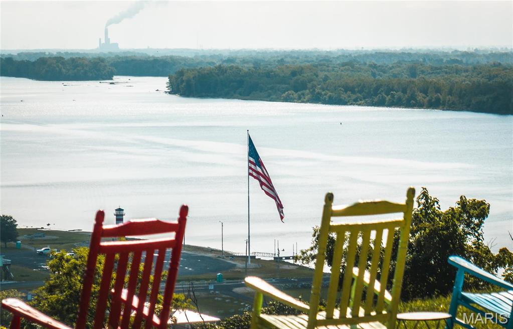 1 Tara Point Drive Grafton, IL 62037 - Photo 8 of 85