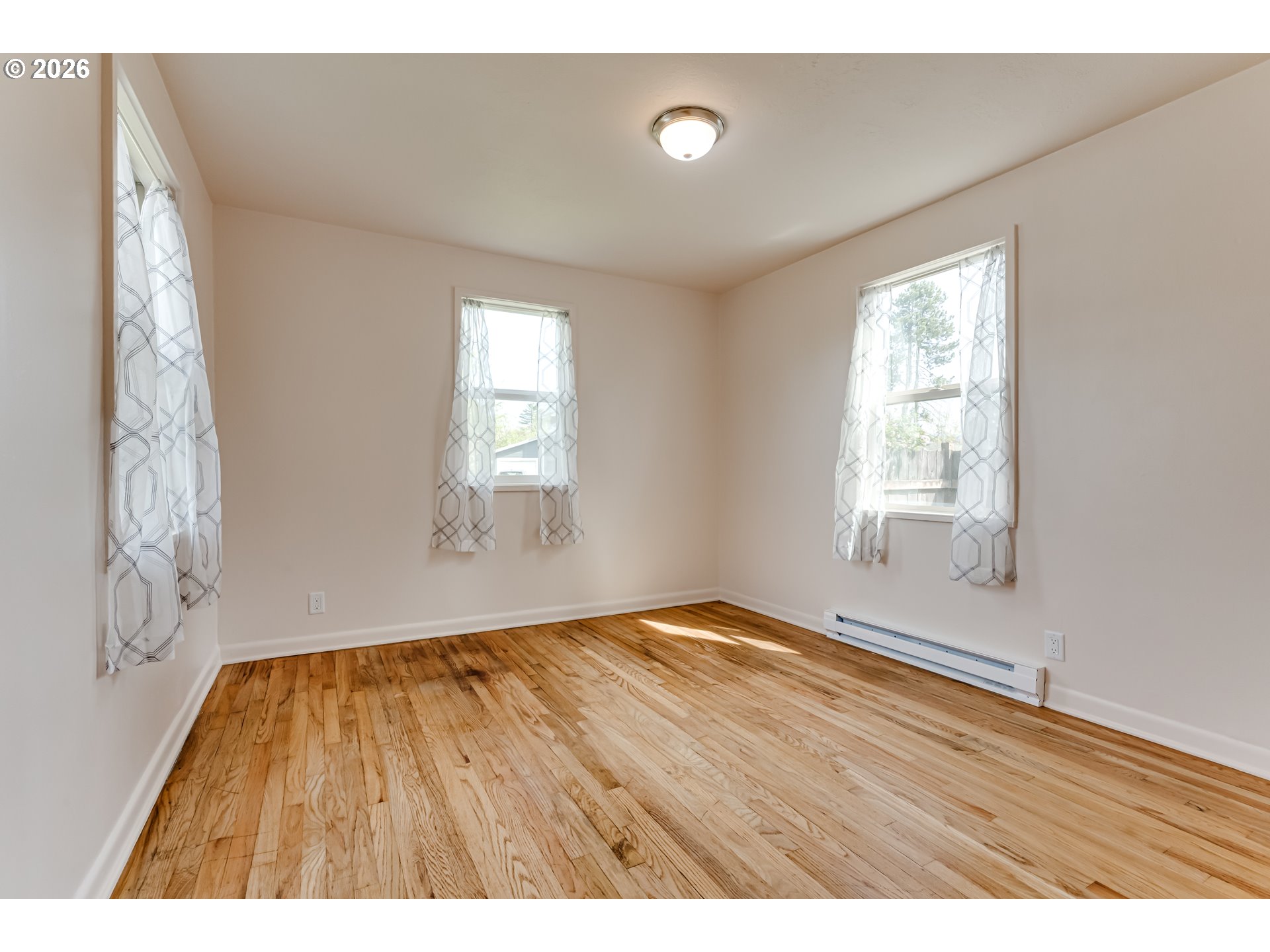 1871 G Street Springfield, OR 97477 - Photo 35 of 48