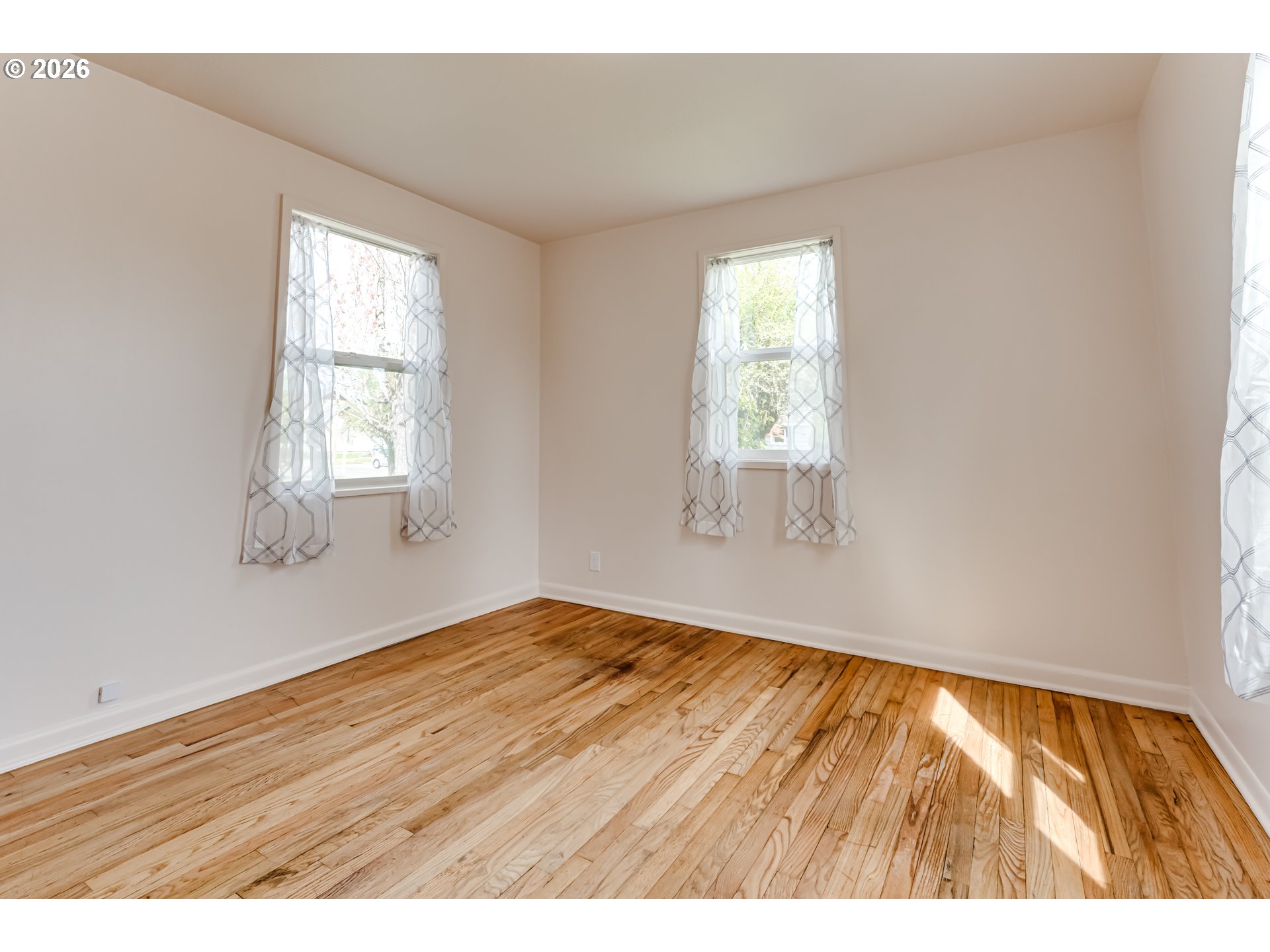 1871 G Street Springfield, OR 97477 - Photo 37 of 48