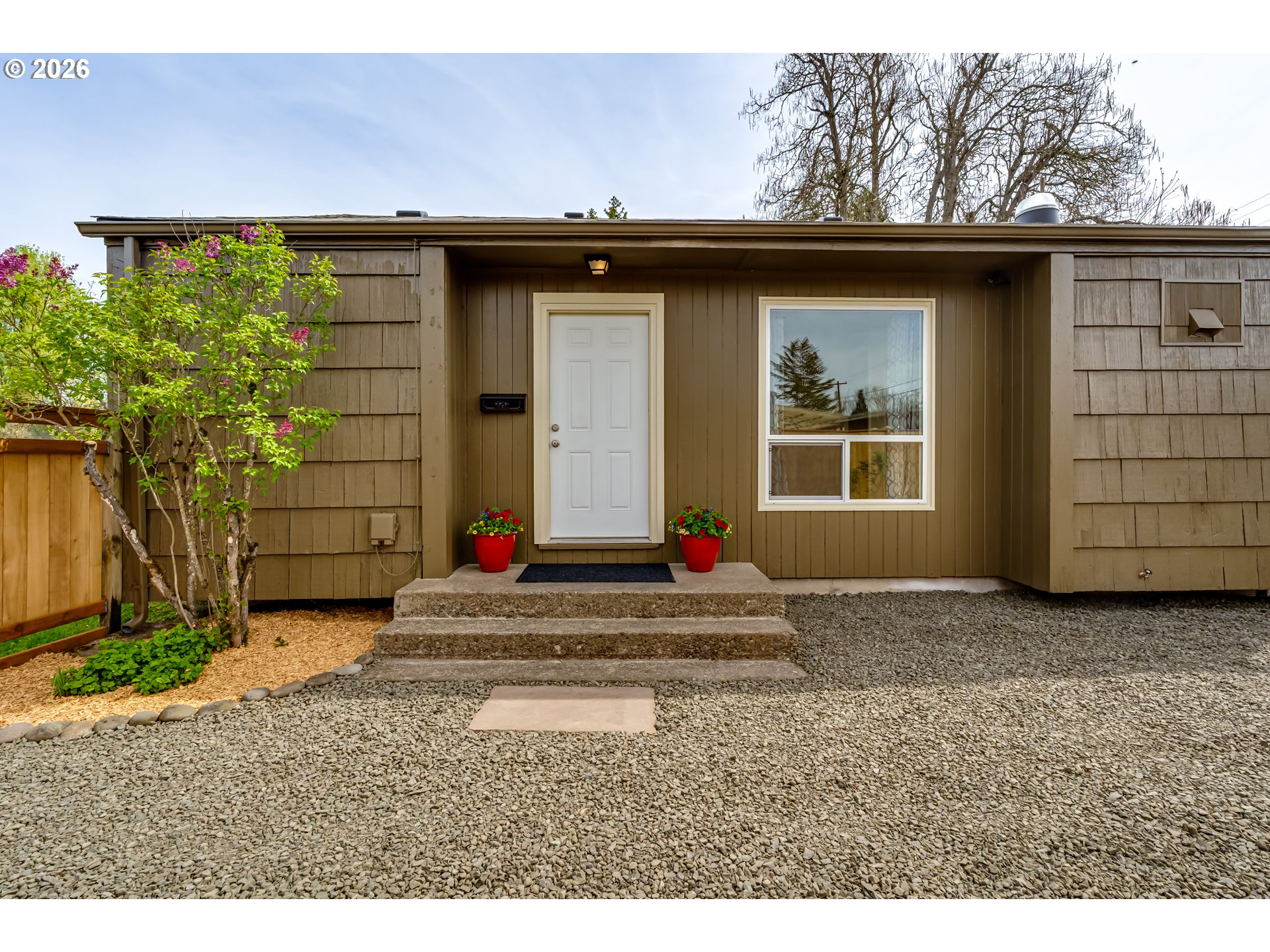1871 G Street Springfield, OR 97477 - Photo 6 of 48