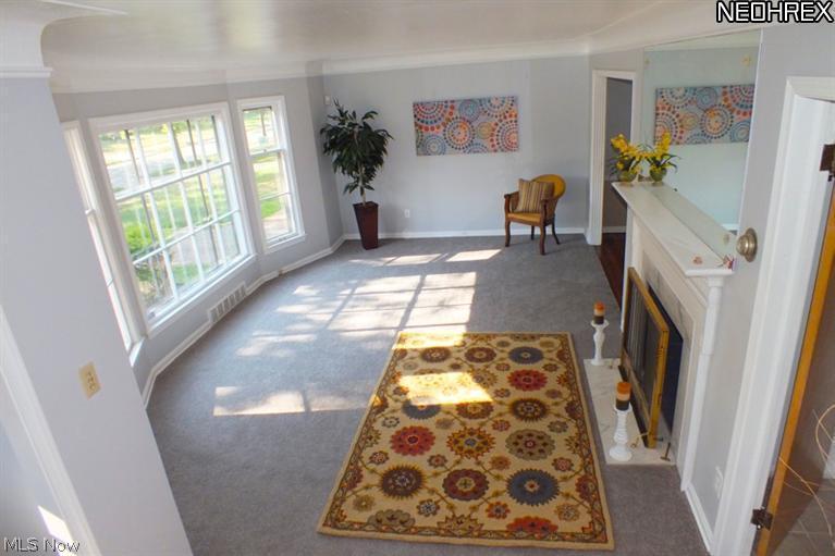 3713 Gridley Road Shaker Heights, OH 44122 - Photo 4 of 23 Gallery Image 4