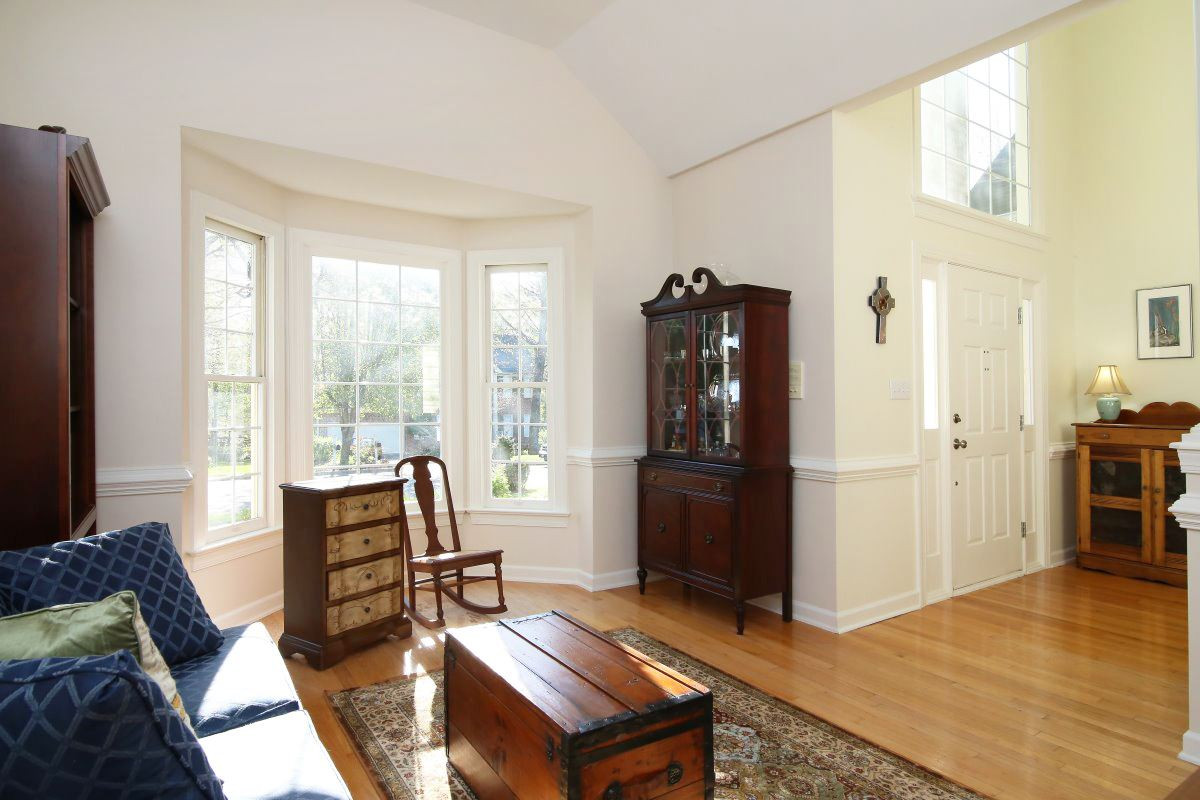 122 Spring Valley Lane Durham, NC 27713 - Photo 4 of 25 Living Room