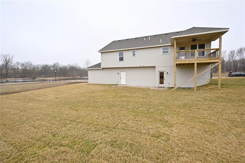 109 Johnson Circle Dearborn, MO 64439 - Photo 6 of 34