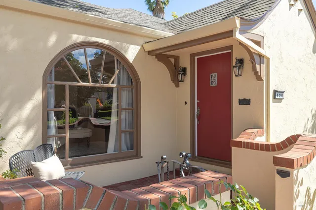 $1,125,000 | 420 Montgomery Street, Napa, CA 94559