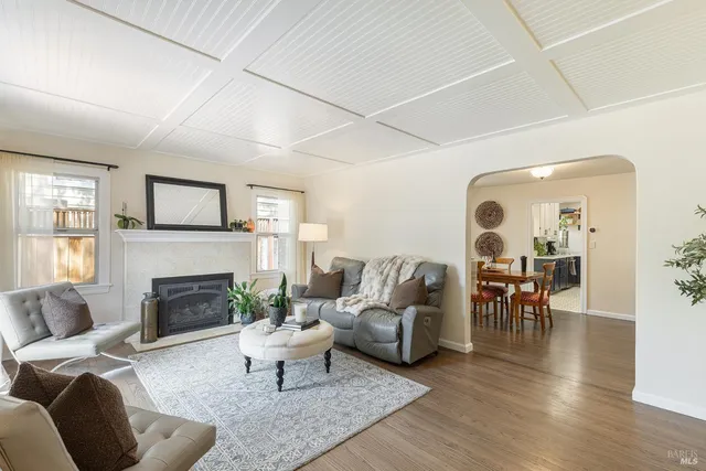 $1,125,000 | 420 Montgomery Street, Napa, CA 94559