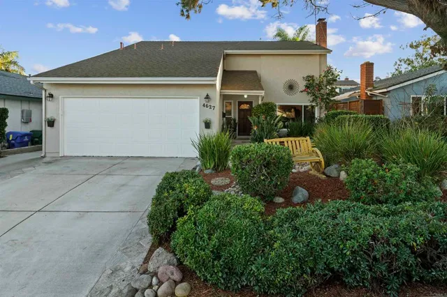 $1,598,000 | 4627 Huggins Street, University City, CA 92122