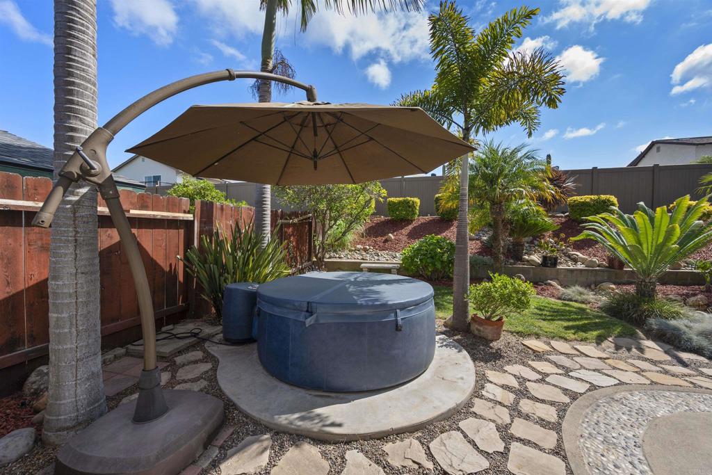 4627 Huggins Street University City, CA 92122 - Photo 34 of 54 a view of an outdoor sitting area with furniture and a potted plant