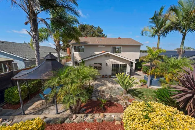 $1,598,000 | 4627 Huggins Street, University City, CA 92122