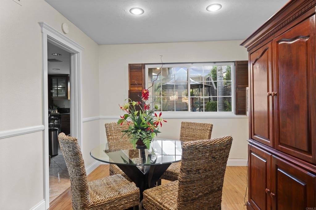 4627 Huggins Street University City, CA 92122 - Photo 5 of 54 a dining room with furniture and window