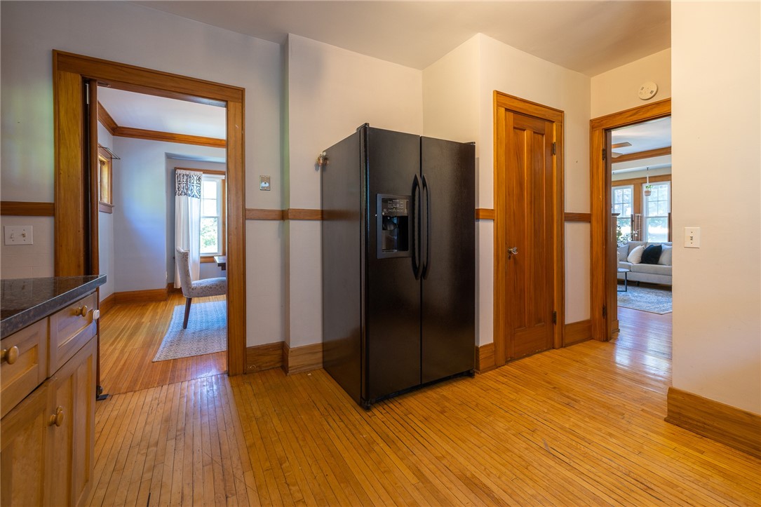 276 Hillside Avenue Rochester, NY 14610 - Photo 26 of 48