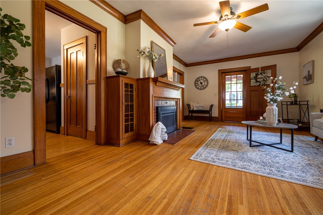 276 Hillside Avenue Rochester, NY 14610 - Photo 28 of 48