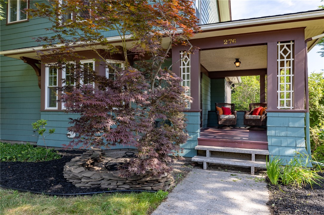 276 Hillside Avenue Rochester, NY 14610 - Photo 4 of 48