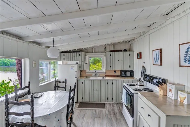 $285,000 | 220 Way Lane, Bridport, VT 05734