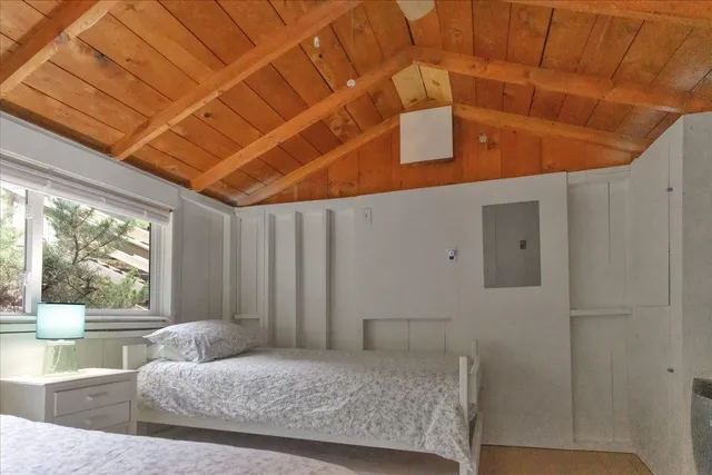 $285,000 | 220 Way Lane, Bridport, VT 05734