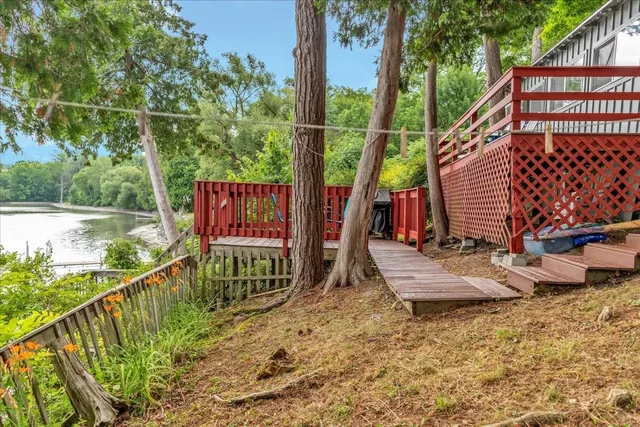 $285,000 | 220 Way Lane, Bridport, VT 05734