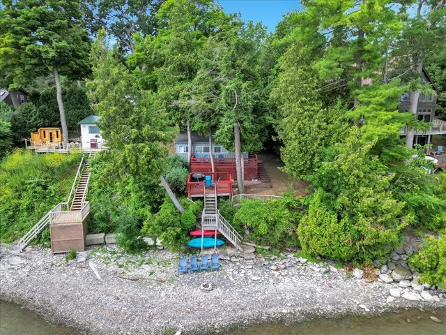 $285,000 | 220 Way Lane, Bridport, VT 05734