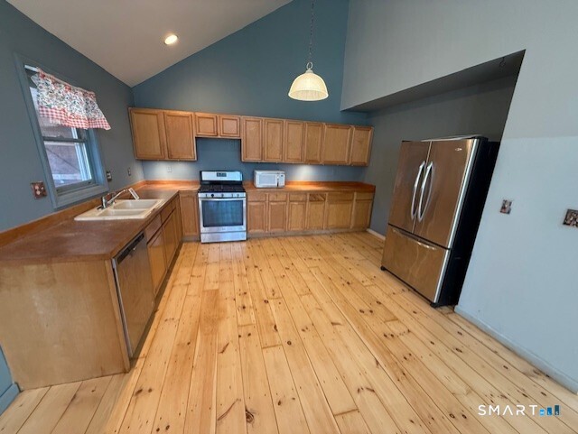 500 Nonnewaug Road Bethlehem, CT 06751 - Photo 2 of 9